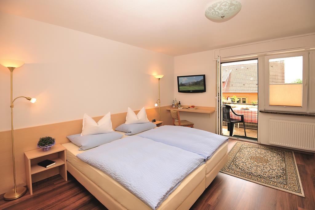 Hotel Pension Heidi Dobel Εξωτερικό φωτογραφία